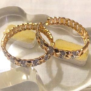 Medium round earrings coated with 14 karat gold